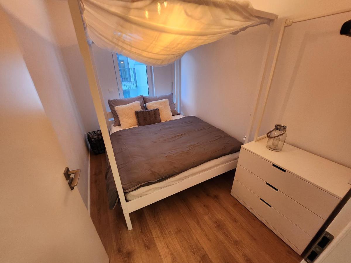 Mickey Apartment Old Town Братислава Экстерьер фото